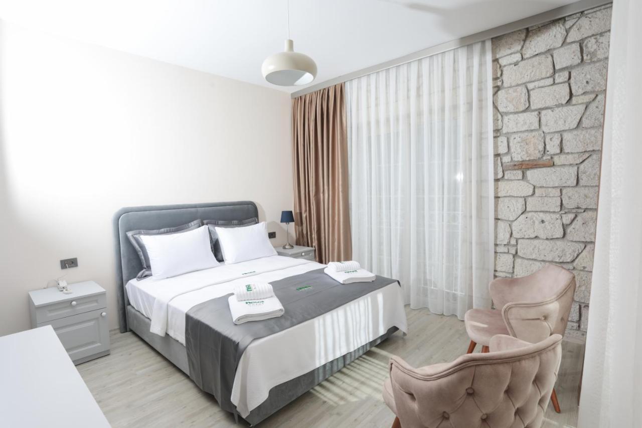 Neva Hotel アラカティ エクステリア 写真