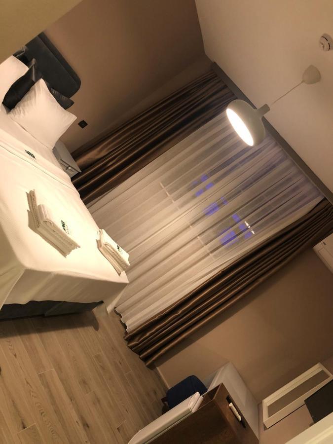 Neva Hotel アラカティ エクステリア 写真